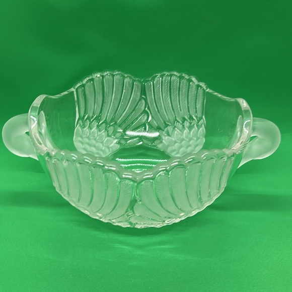Vintage Mikasa Walther Frosted Crystal Double Headed Swan Centerpiece Bowl. - Picture 3 of 7